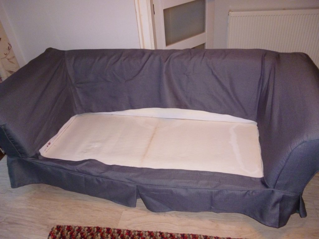 What's the difference between the IKEA Backa and Backamo? Comfort