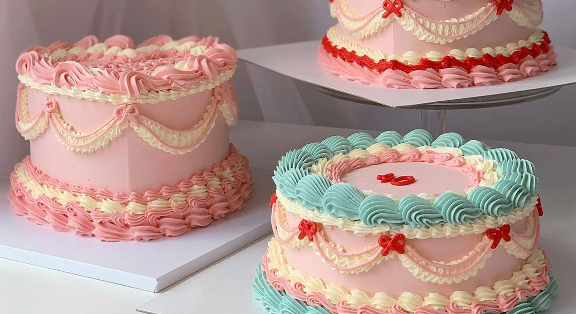 Vintage & Retro Cakes by Samantha – Pelligra Cakes